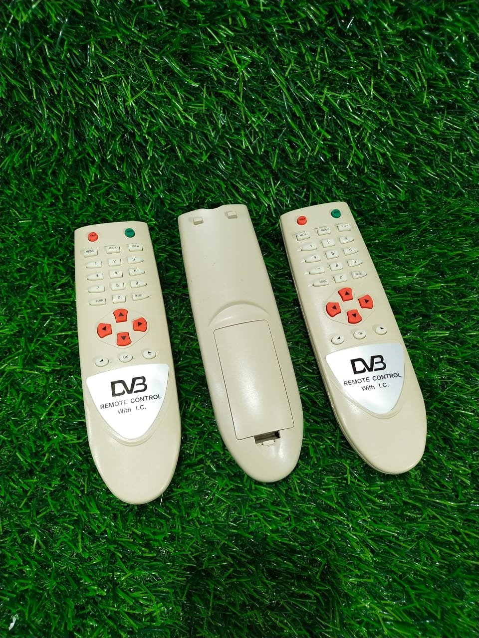 128478.jpg Remote Control Free Dth dvb wht Pack of 10 - Image 1