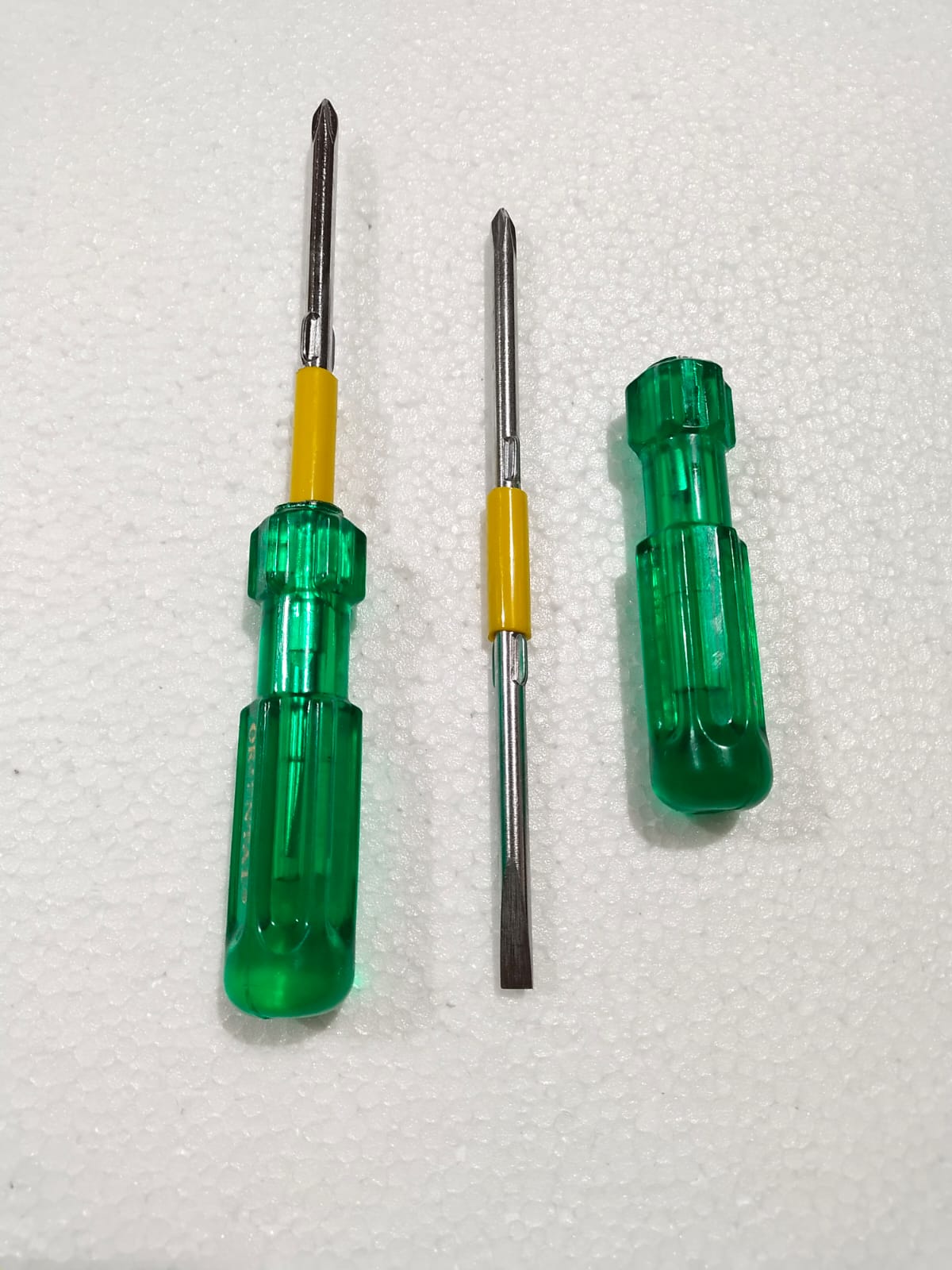 Krishna-100mmx150mm-dismiss-2in1 150mm 2 in 1 Screw Driver Dismiss Electrical Green Pack of 20 - Image 1