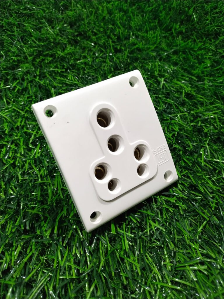 16A Regular Flat 5pin Socket Pack of 10 - KRISHNA LIGHT HOUSE