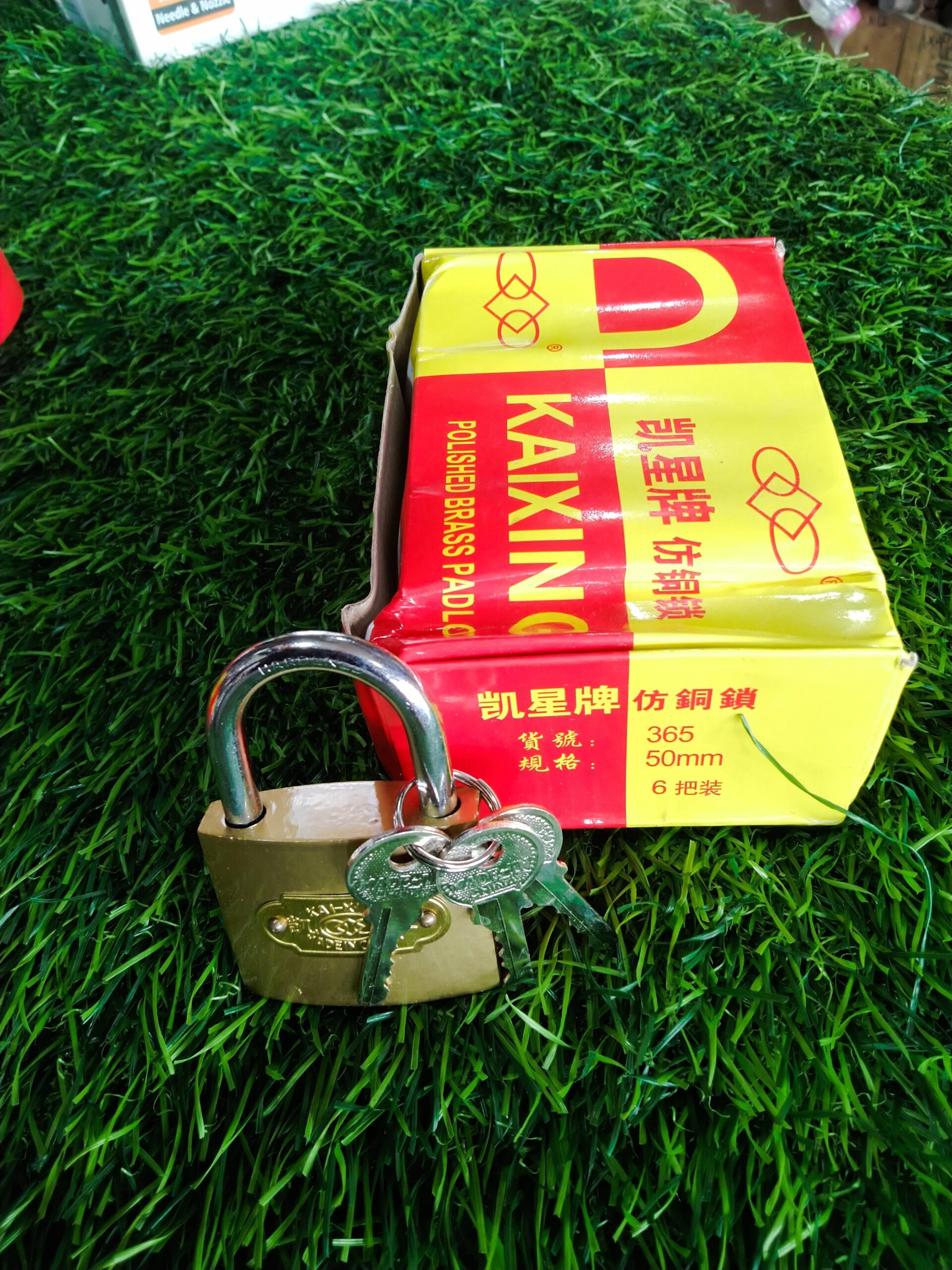 IMG_20240920_131041 China 50mm Polished Brass Padlock Pack of 6 - Image 1